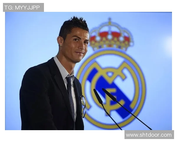 寻找足球明星拍照的最佳时机与技巧分享