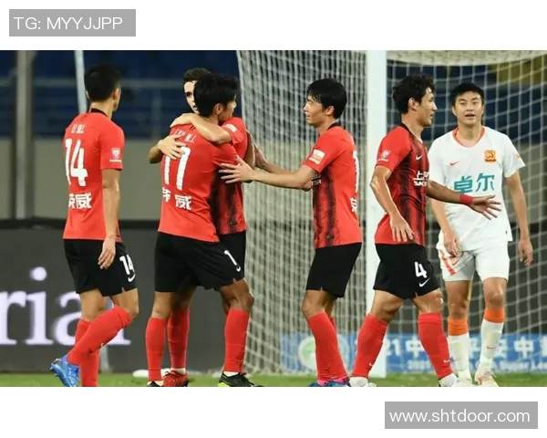 武汉排球队速度争议引发热议球迷与专家各执己见探讨战术与技术问题 武汉排球队速度争议引发热议球迷与专家各执己见探讨战术与技术问题