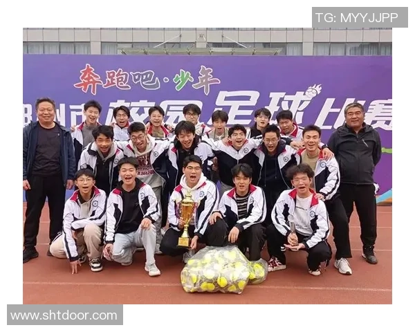 足球明星为学子送祝福愿你们考试顺利梦想成真勇攀高峰 足球明星为学子送祝福愿你们考试顺利梦想成真勇攀高峰